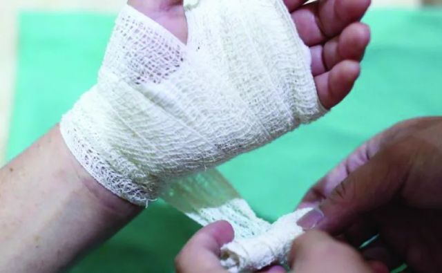 Wound Dressing at home in Dubai