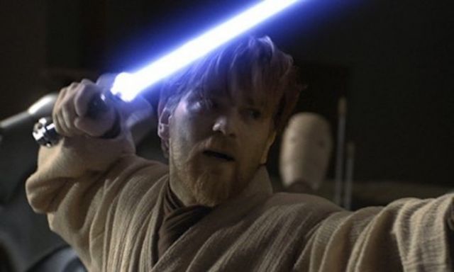 http://beforeitsnews.com/contributor/upload/2980/images/Ewan-McGregor-with-a-ligh-010-700x420.jpg