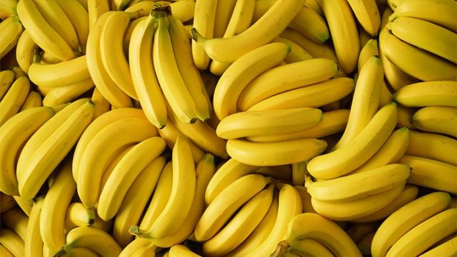 Believe it or Not, Bananas Are Better Than Pills For Treating Depression, Constipation and More (Video)