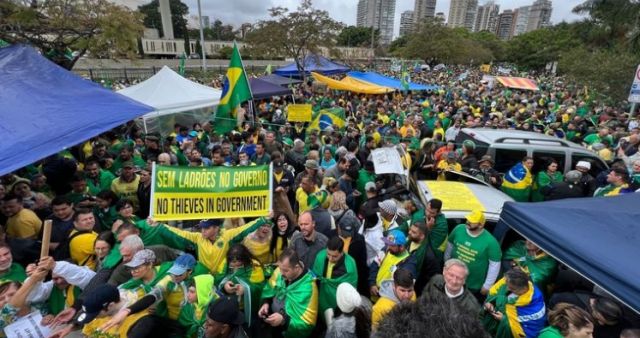 Political Polarization In Brazil Reaching Point Of No Return   A Brazil Protest 