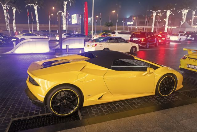 Exotic Cars in Dubai: Rental Peculiarities