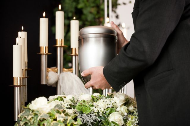 From Arrangement To Ashes: Navigating The Cremation Process