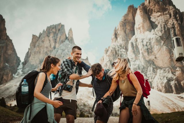 What Premium Escorted Outings Add to Your Vacation