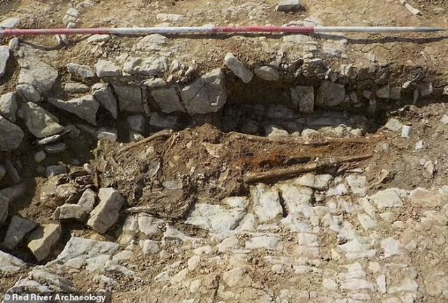 Mysterious Medieval Cemetery In Wales With People Buried In Unusual Positions Puzzles Archaeologists